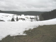 Blick vom Heselhof nach Osten zum Donishof und Hasenhof (rechts) am 19.3.2006